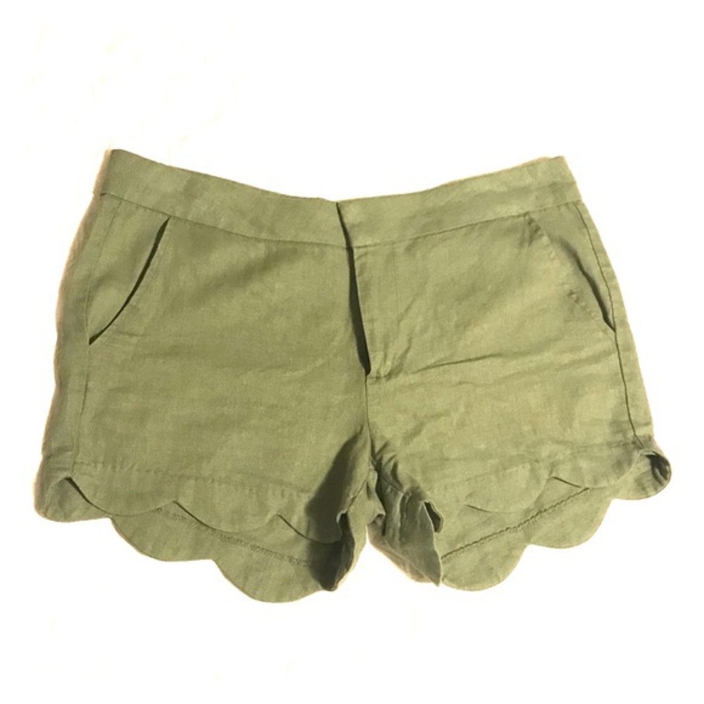 Francesca’s green scalloped shorts